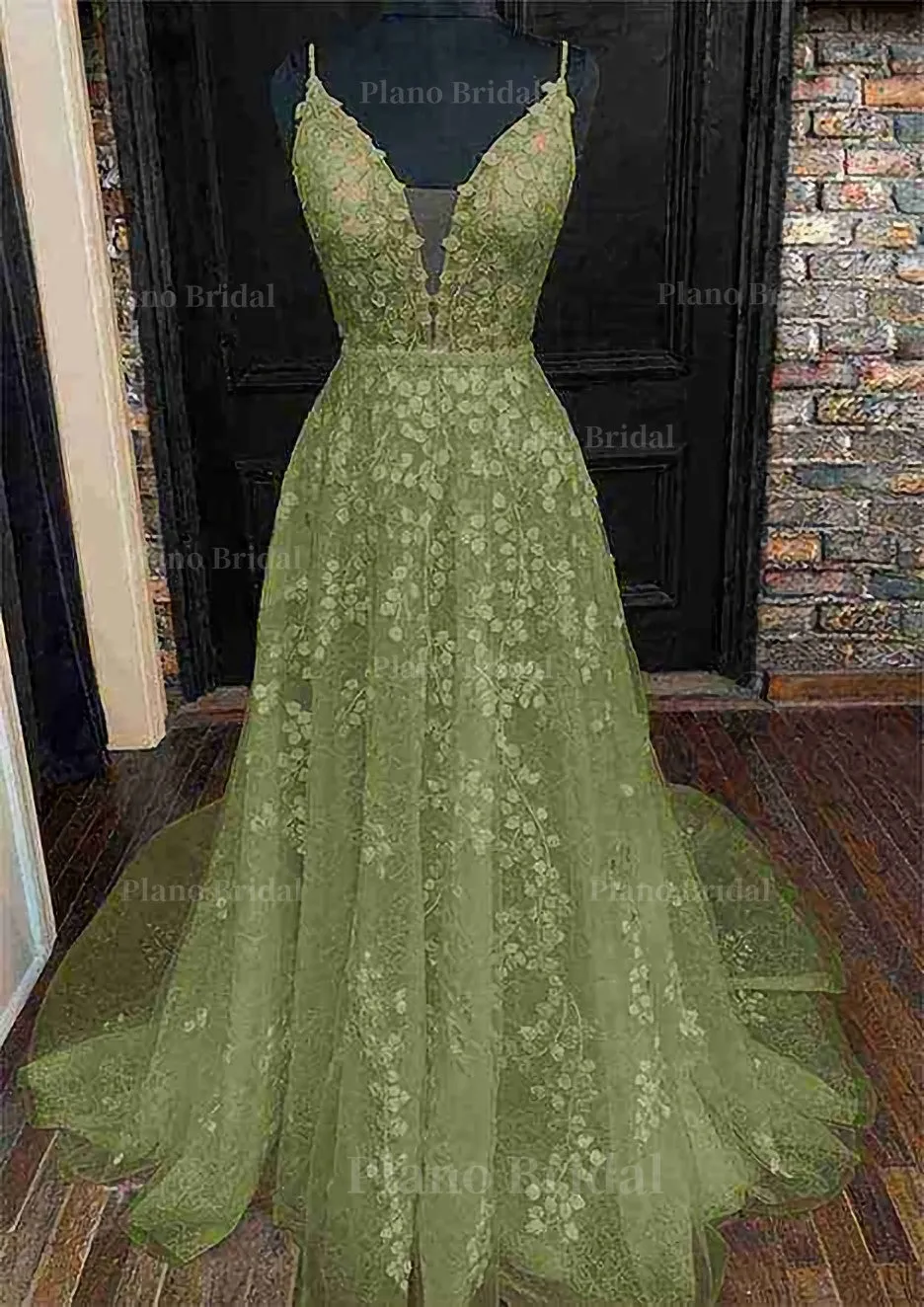 A-line V Neck Sleeveless Lace Court Train Prom Dress With Pleated