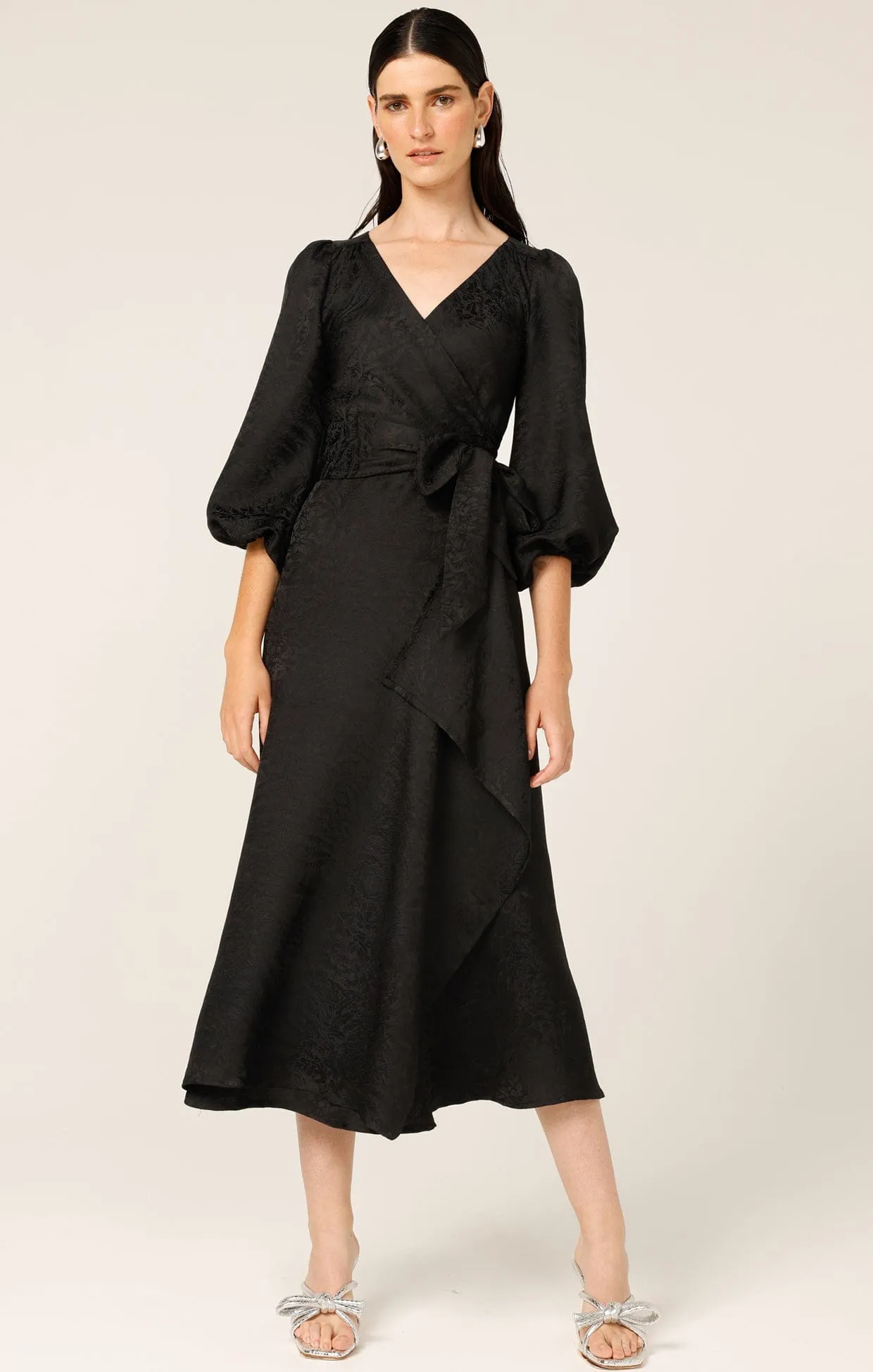 CHATEAU WRAP DRESS IN BLACK