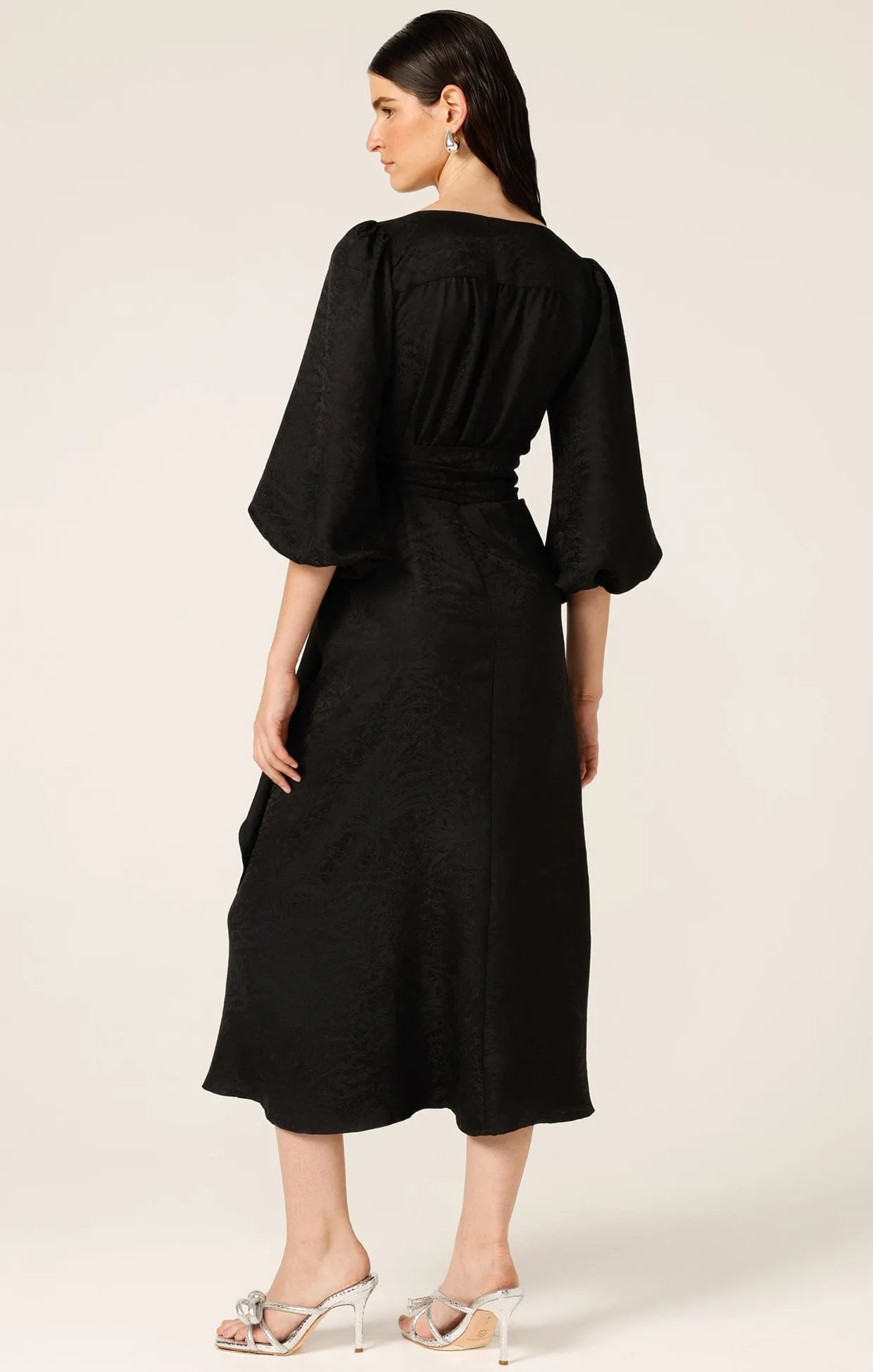 CHATEAU WRAP DRESS IN BLACK