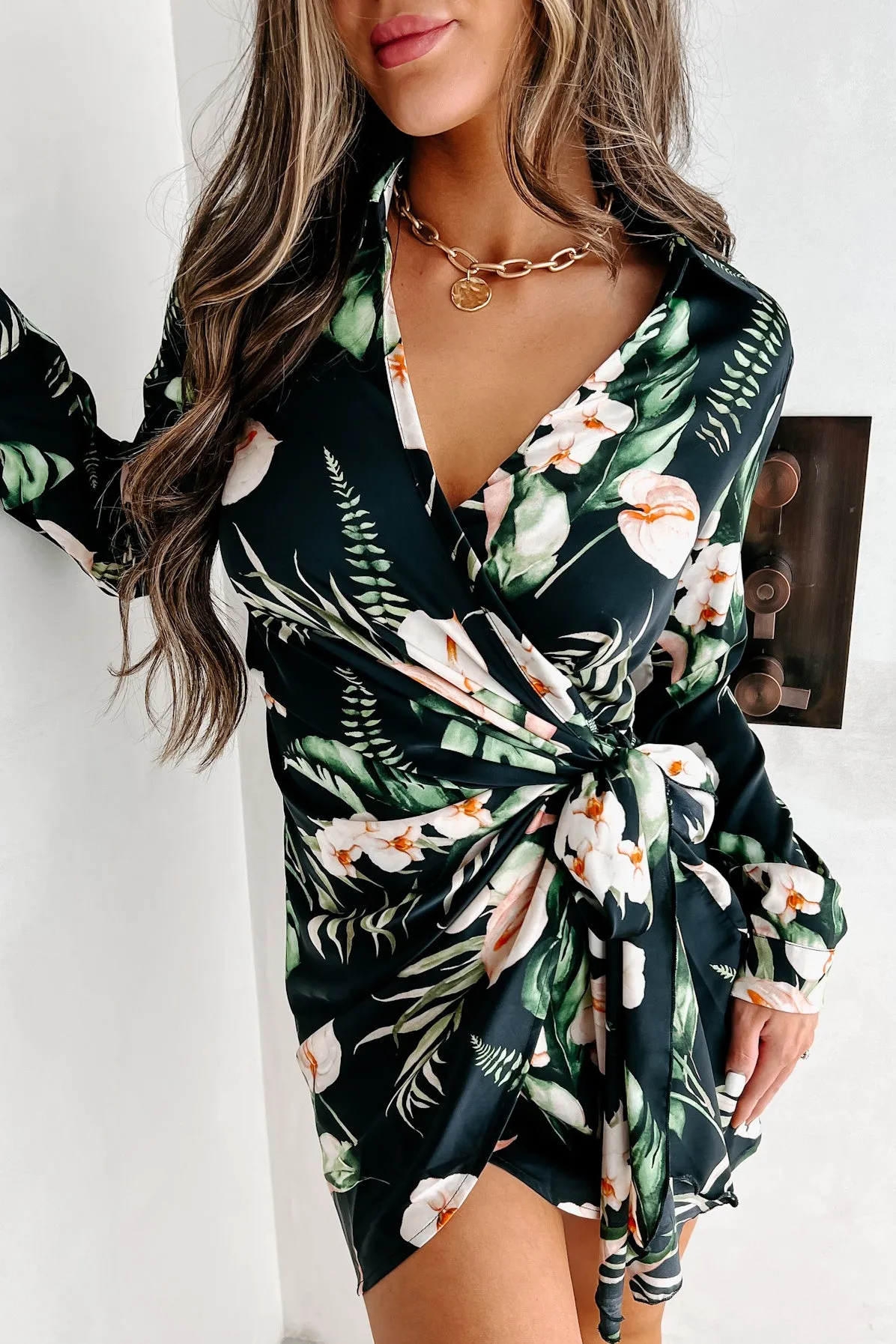 Dreaming Of Sunny Days Tropical Print Wrap Dress (Black)