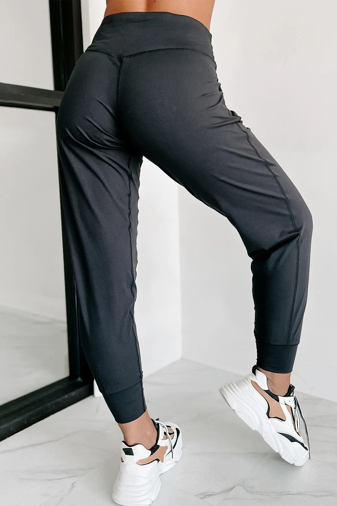 Exposed Seam Pocketed Joggers