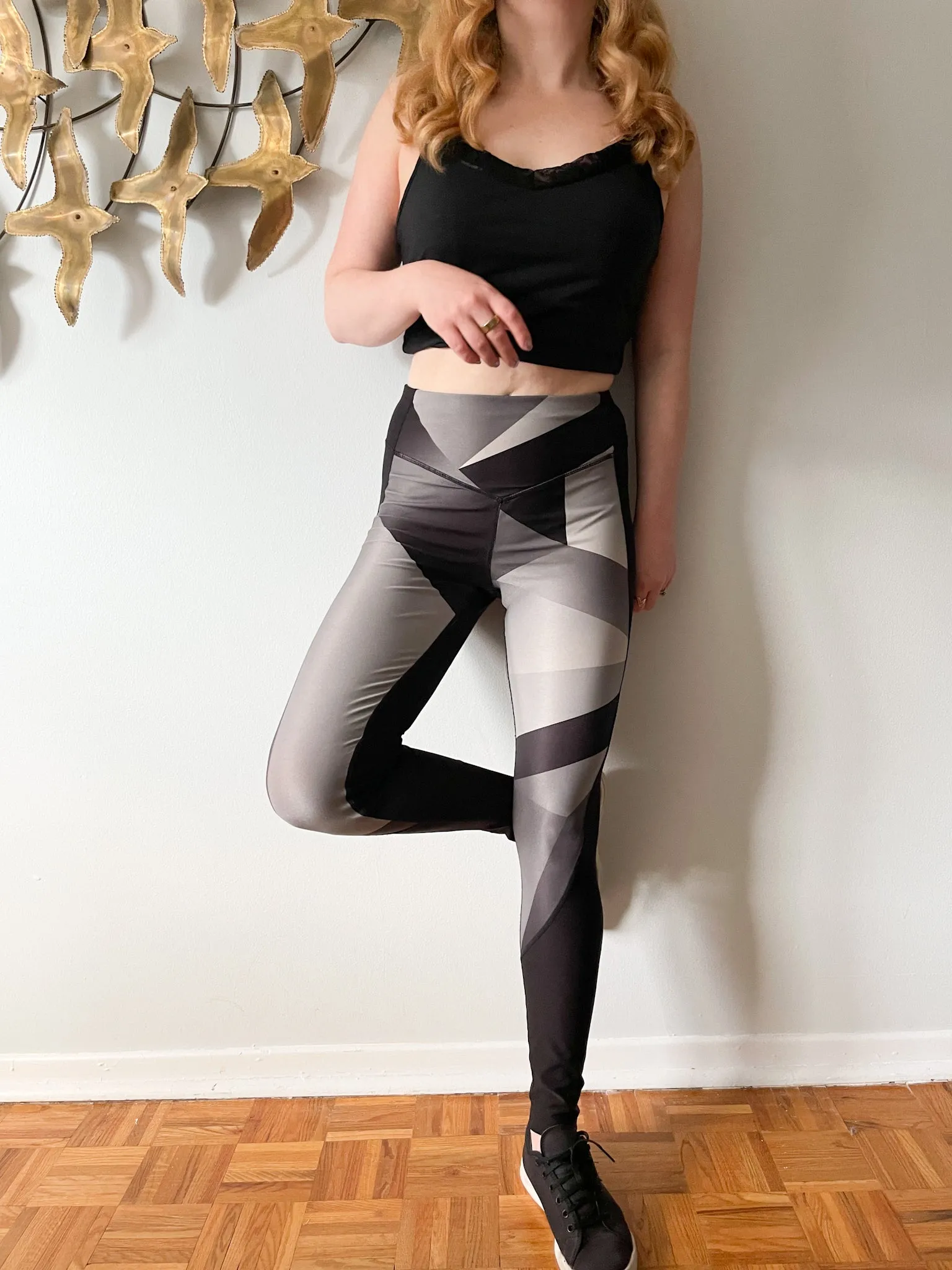 Fit Cool Tech Grey Ombre Geometric Print High Rise Leggings - Medium