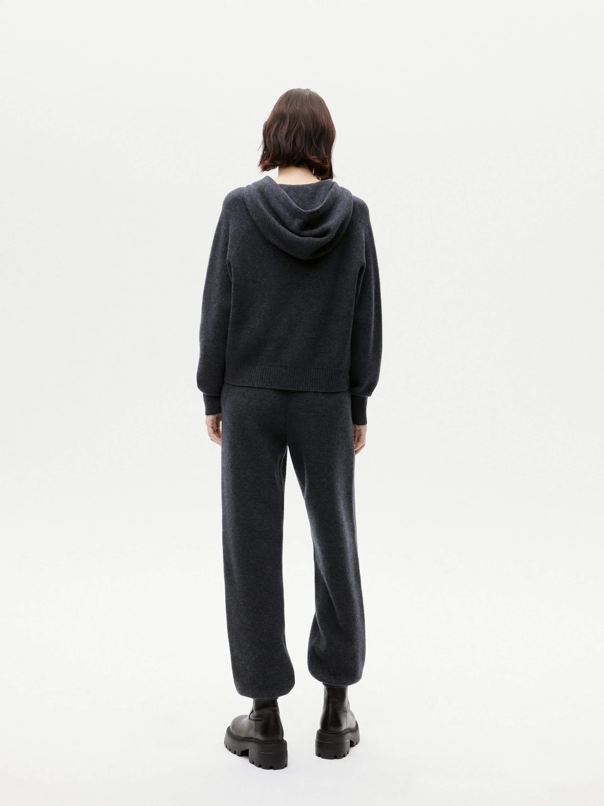 Include Cashmere Soft Joggers