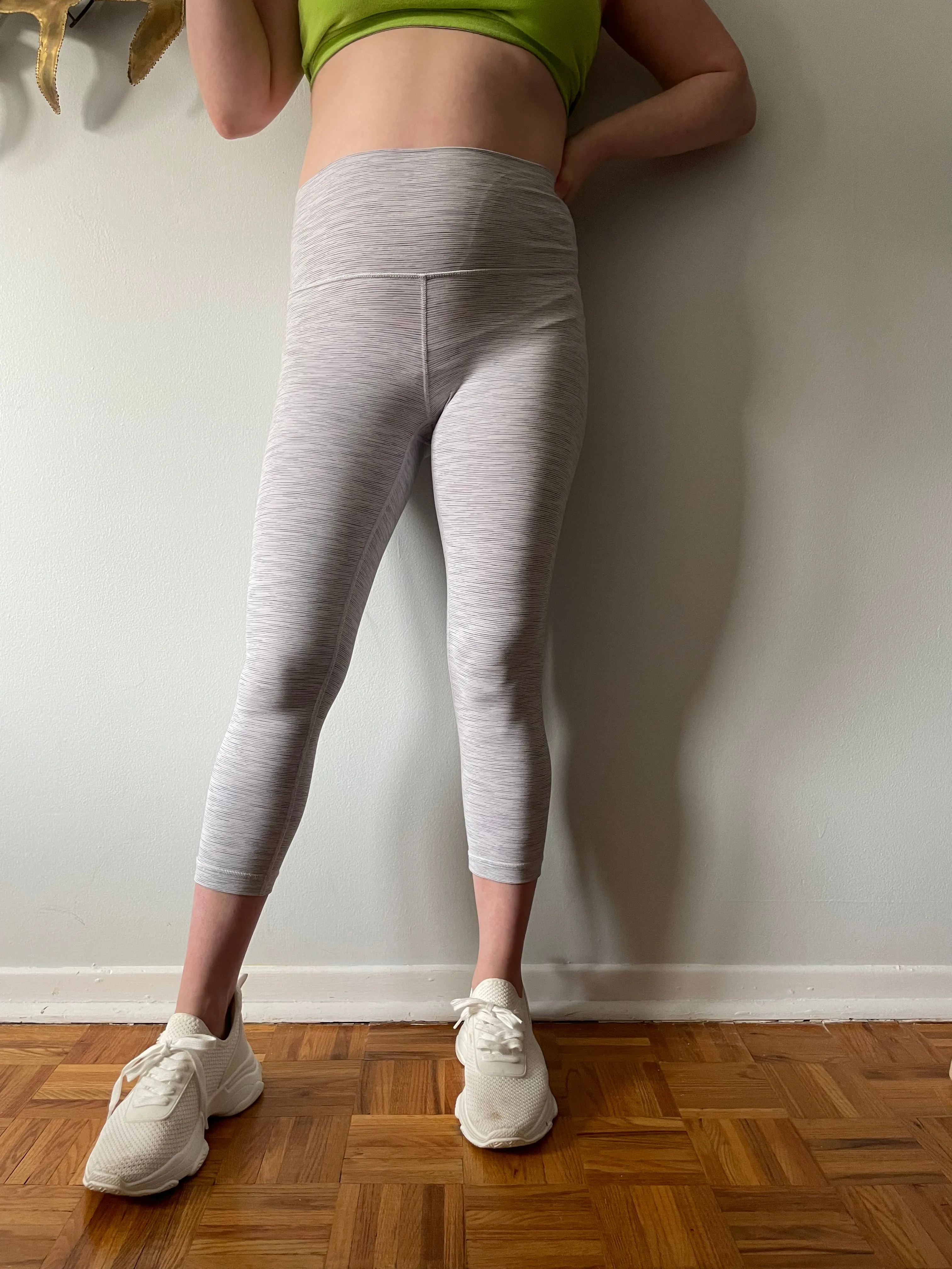 Lululemon Heathered Grey High Rise Cropped Leggings - Size 6