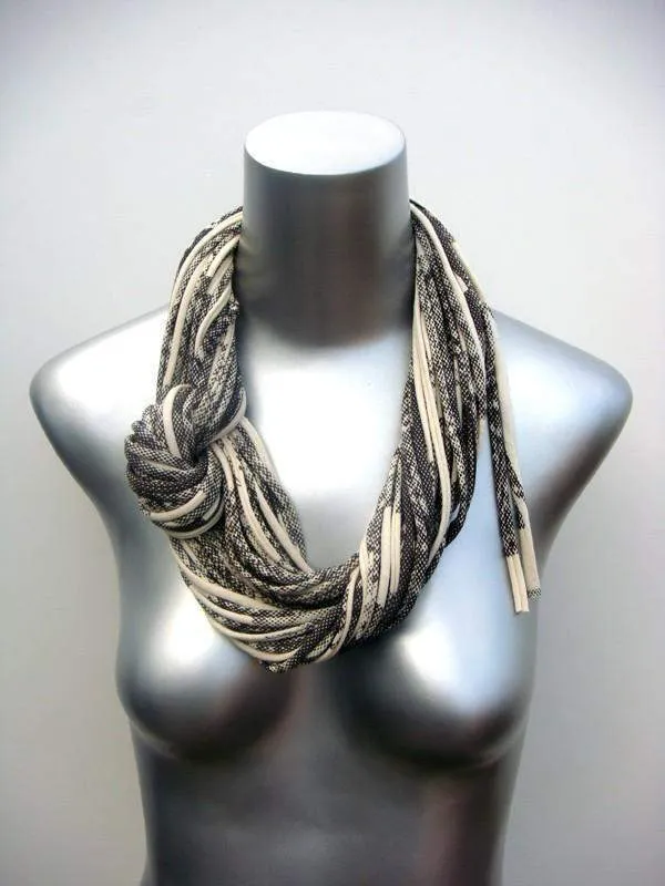 Necklush Infinity Scarf / Cream White & Black / Unisex