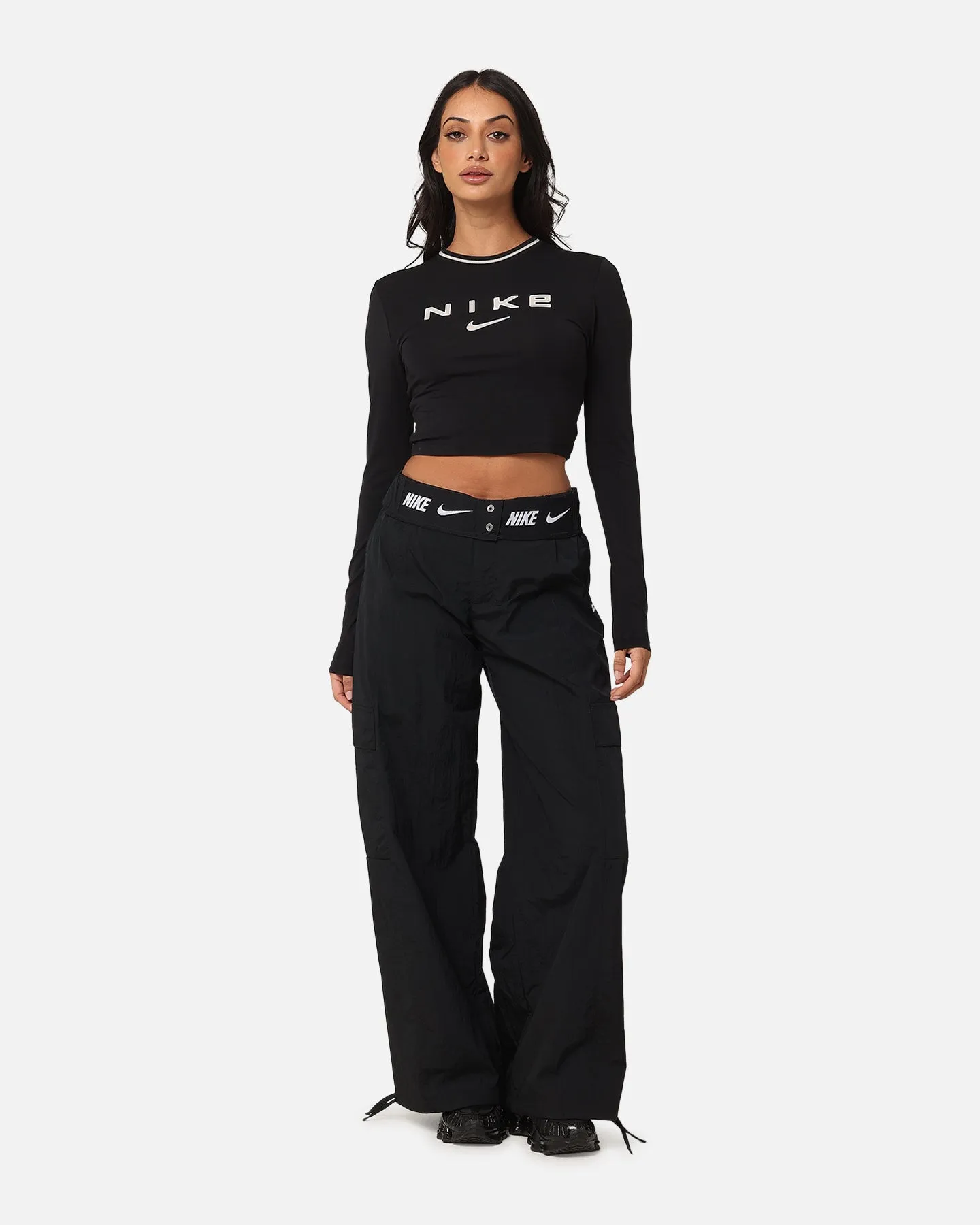 Nike Women's Sportswear High Waisted Woven Cargo Pants Black/White