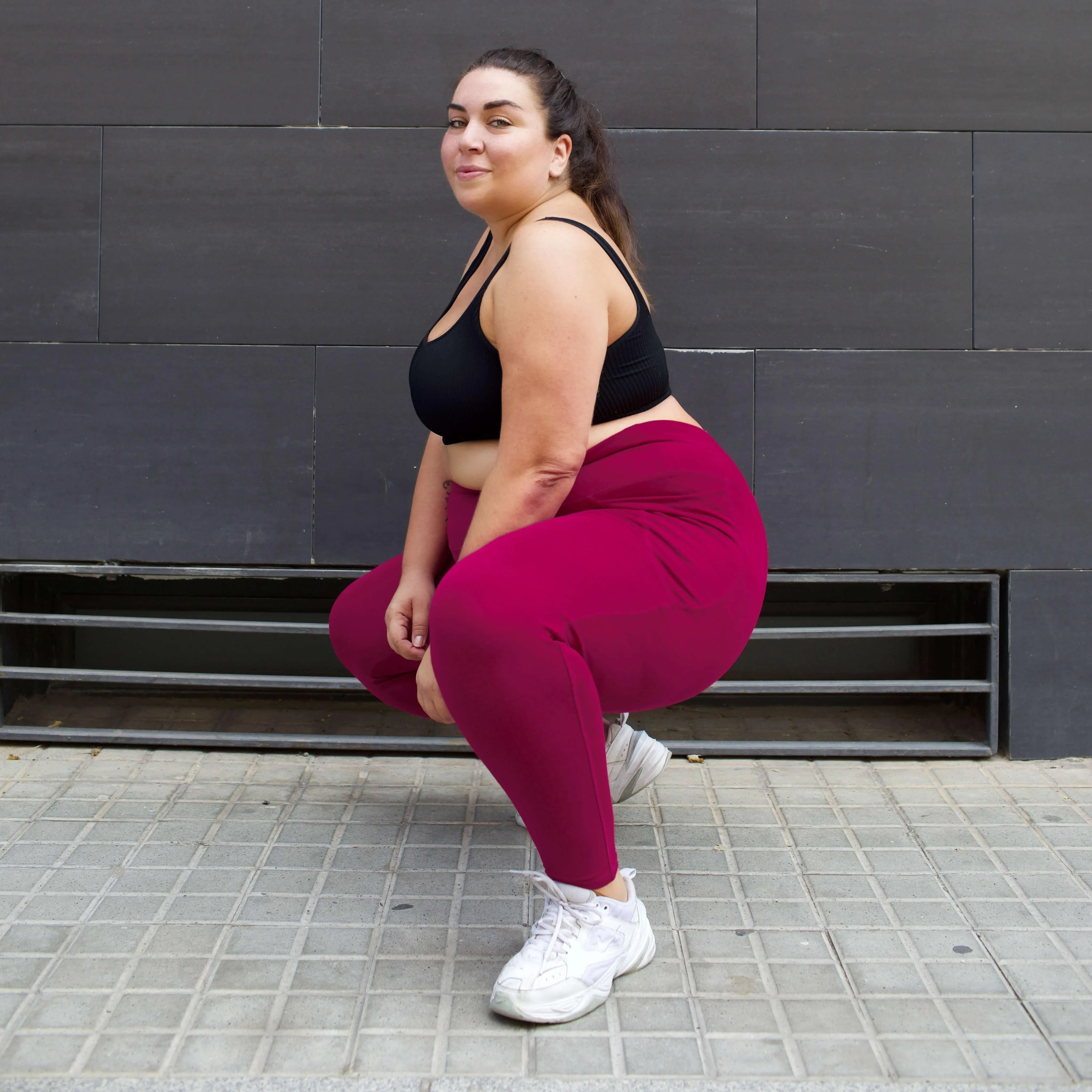 Short Squat Proof Leggings