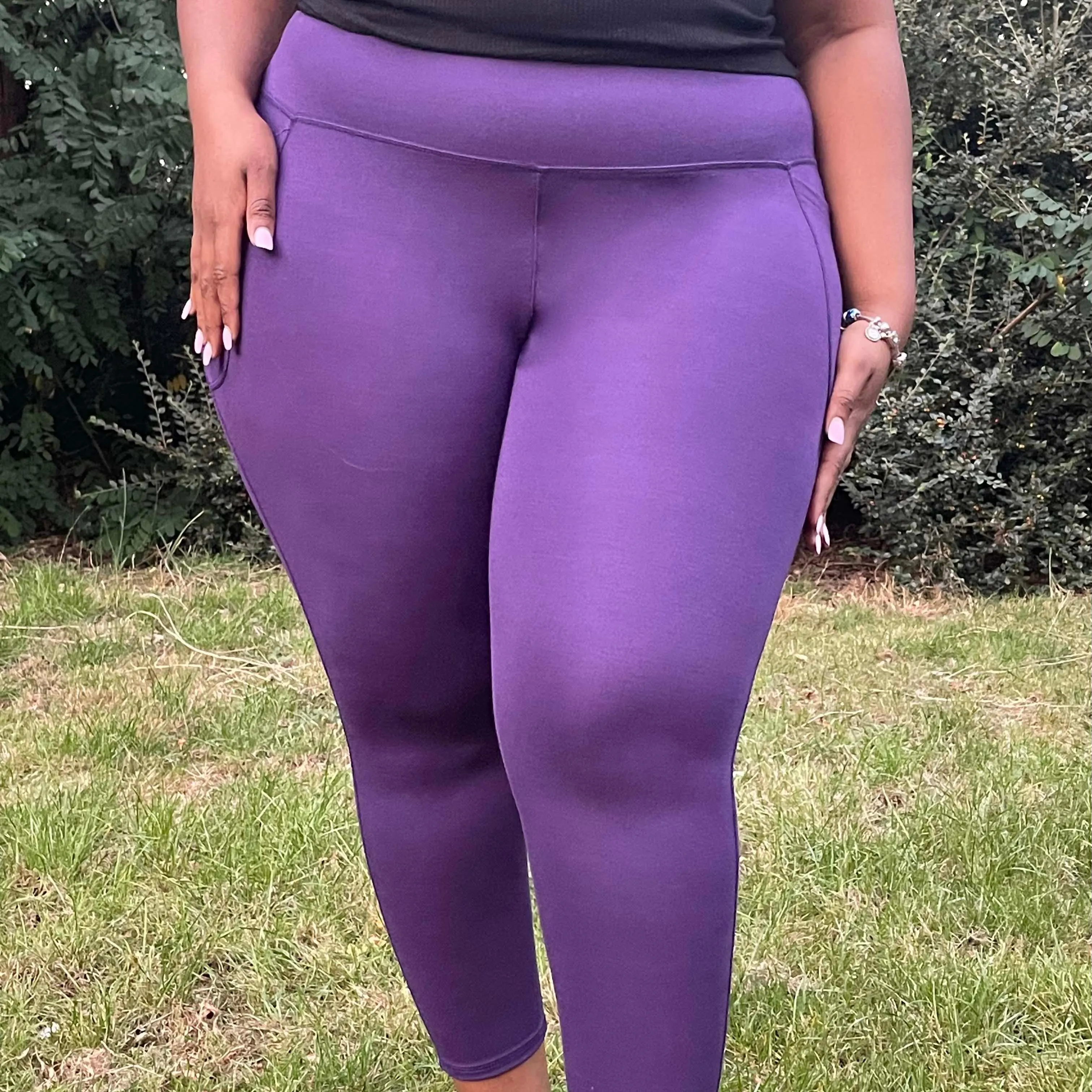 Short Squat Proof Leggings