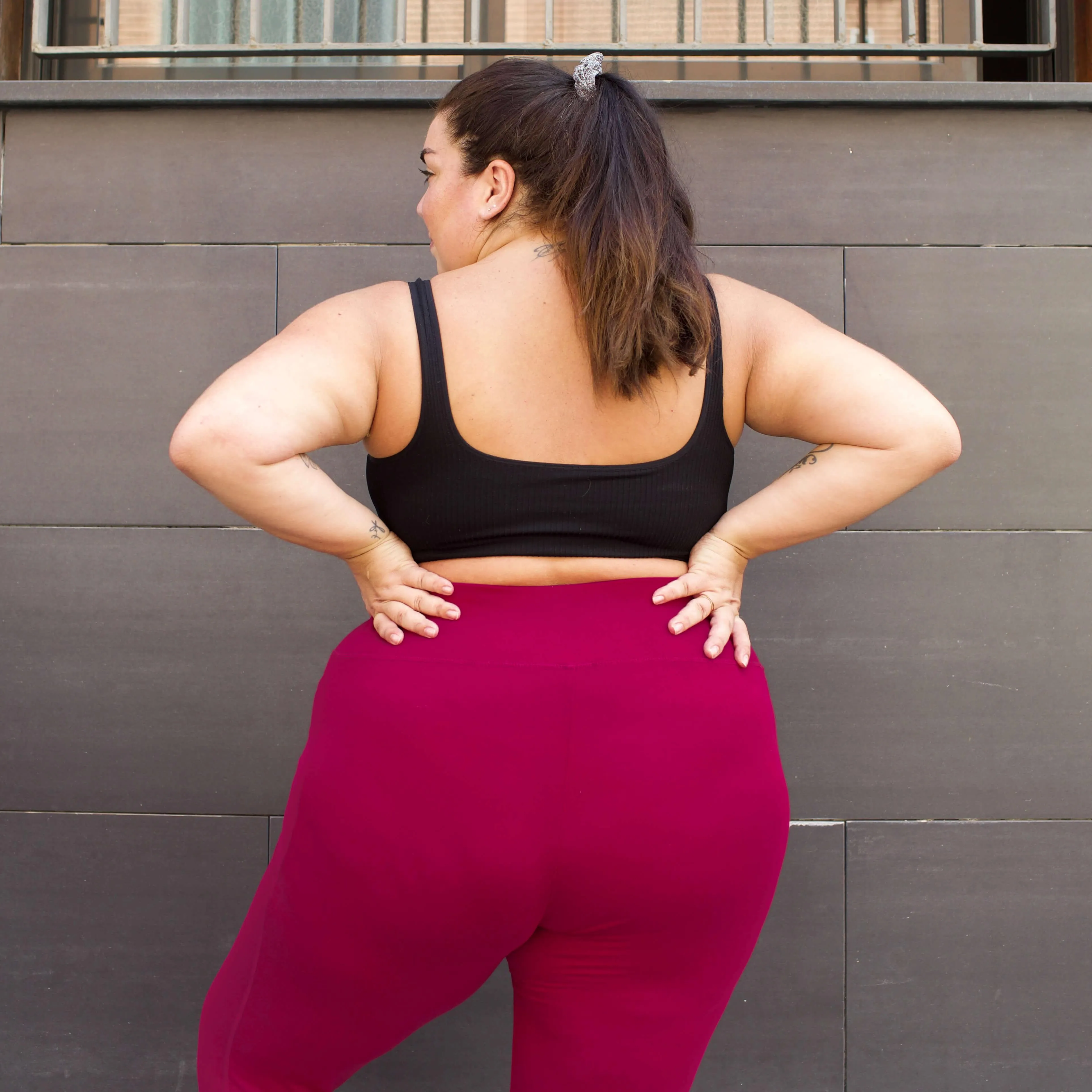 Short Squat Proof Leggings