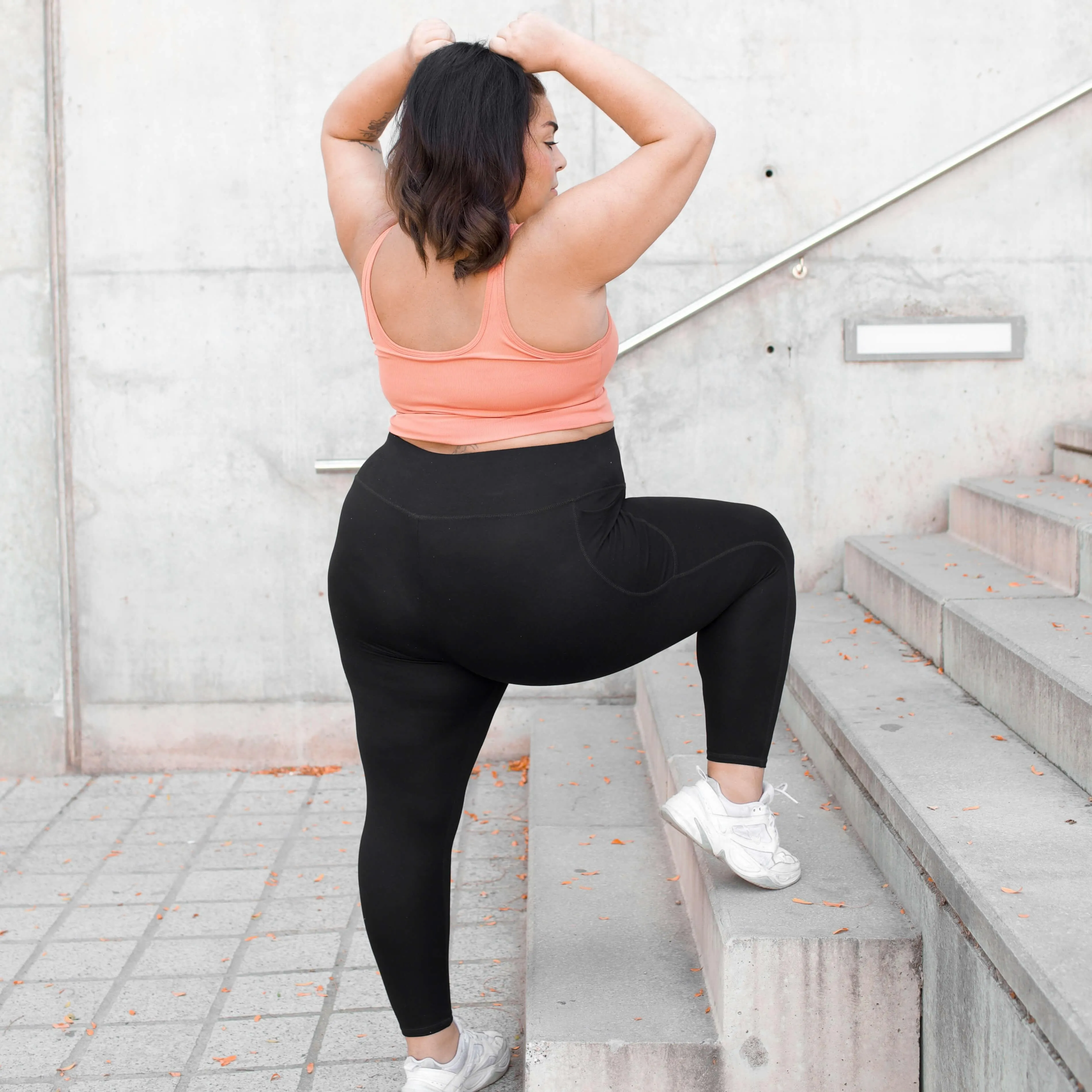 Short Squat Proof Leggings